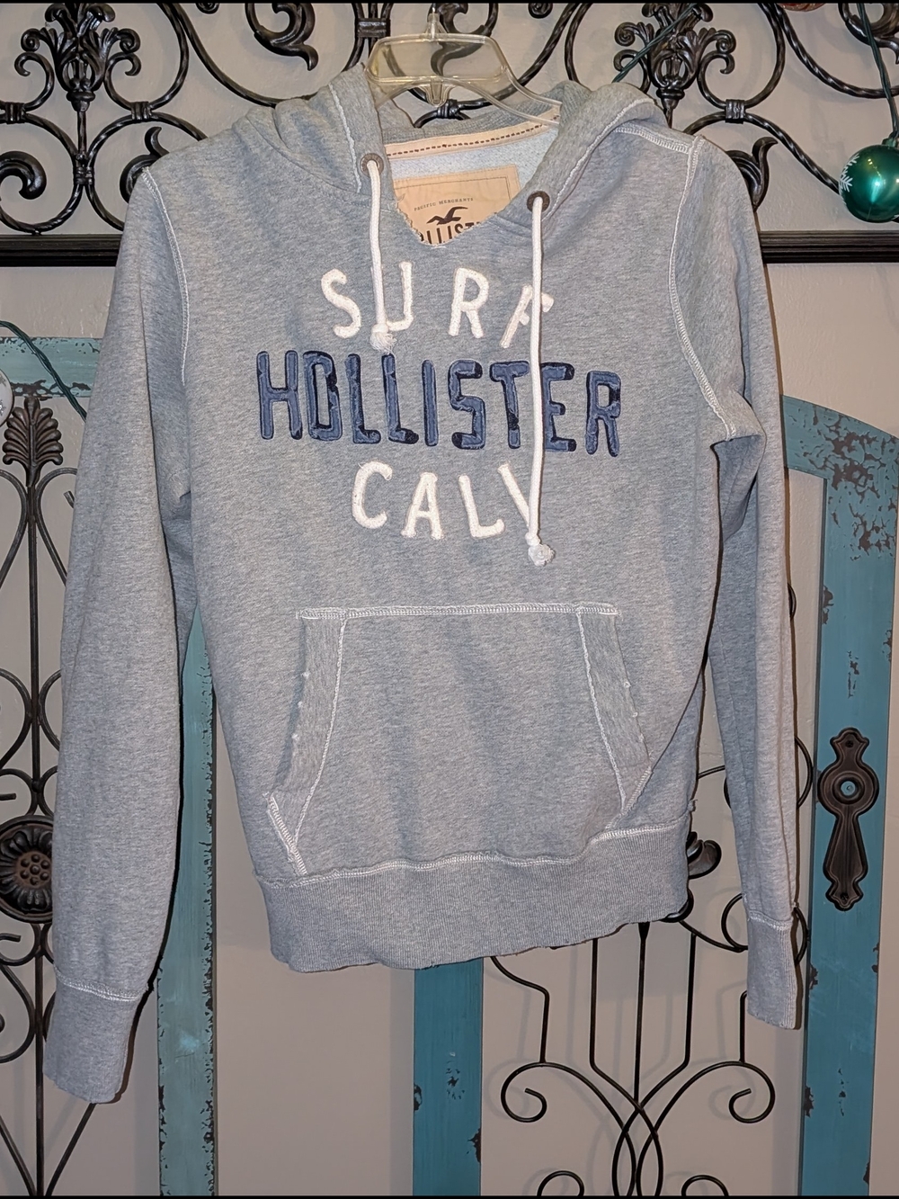 Hollister Light Gray Hoodie